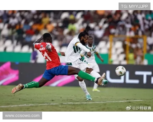 西汉姆 1100 万抢签冈比亚锋霸！曼联切尔西曾追逐，兰斯降级被迫放人(2)